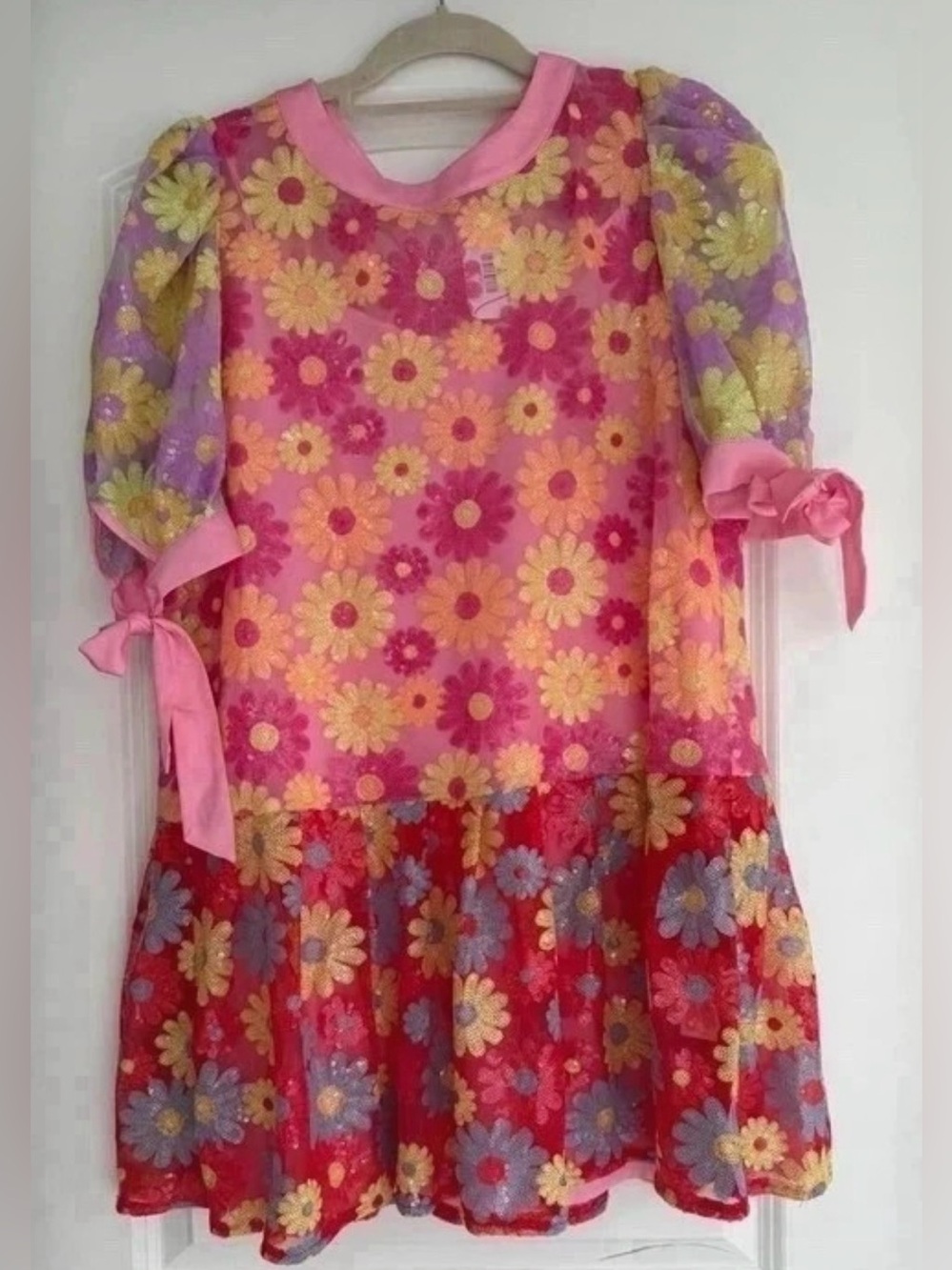 Queen Of Sparkles Dress SZ M PINK PURPLE SEQUIN FUN FLOWER PRINT WITH BOWS